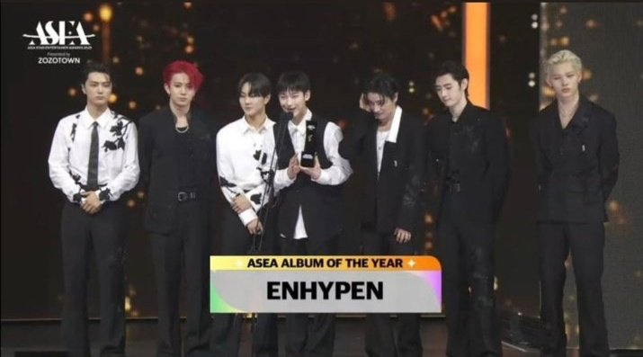 evanndeer's tweet image. ENHYPEN'S DAESANG

🏆- D AWARDS ALBUM OF THE YEAR
🏆- ASEA ALBUM OF THE YEAR 
🏆- TMA ALBUM OF THE YEAR  
 🏆- MAMA VISA FANS' CHOICE OF THE YEAR 🆕️

2025 IS TRULY ENHYPEN'S YEAR😭