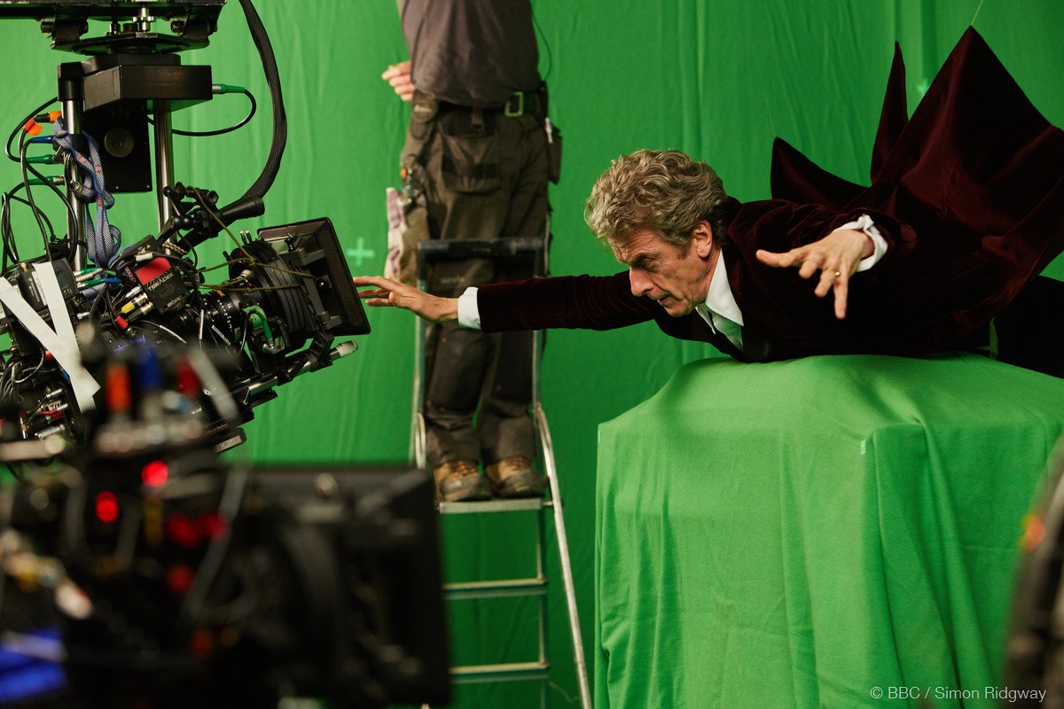 10 yrs since Heaven Sent.  The pinnacle of Doctor Who.  A masterpiece in every way from every creative involved: Peter Capaldi, Steven Moffat, Rachel Talalay, Michael Pickwoad, Murray Gold, and countless others in the crew.

#DoctorWho 

1/2