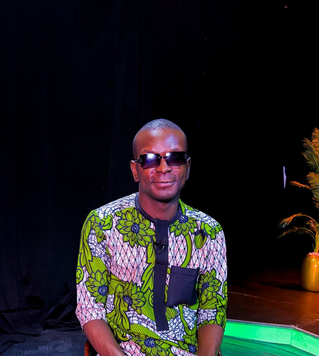 dovetv's tweet image. Even in difficult seasons, there is always something to be grateful for. Let’s choose to be children of gratitude because a thankful heart sees blessings even in broken moments.  

Gratitude is a posture of the heart. 

 #DoveTelevision
#DoveTv
#chatline 
#OHPrimeTv