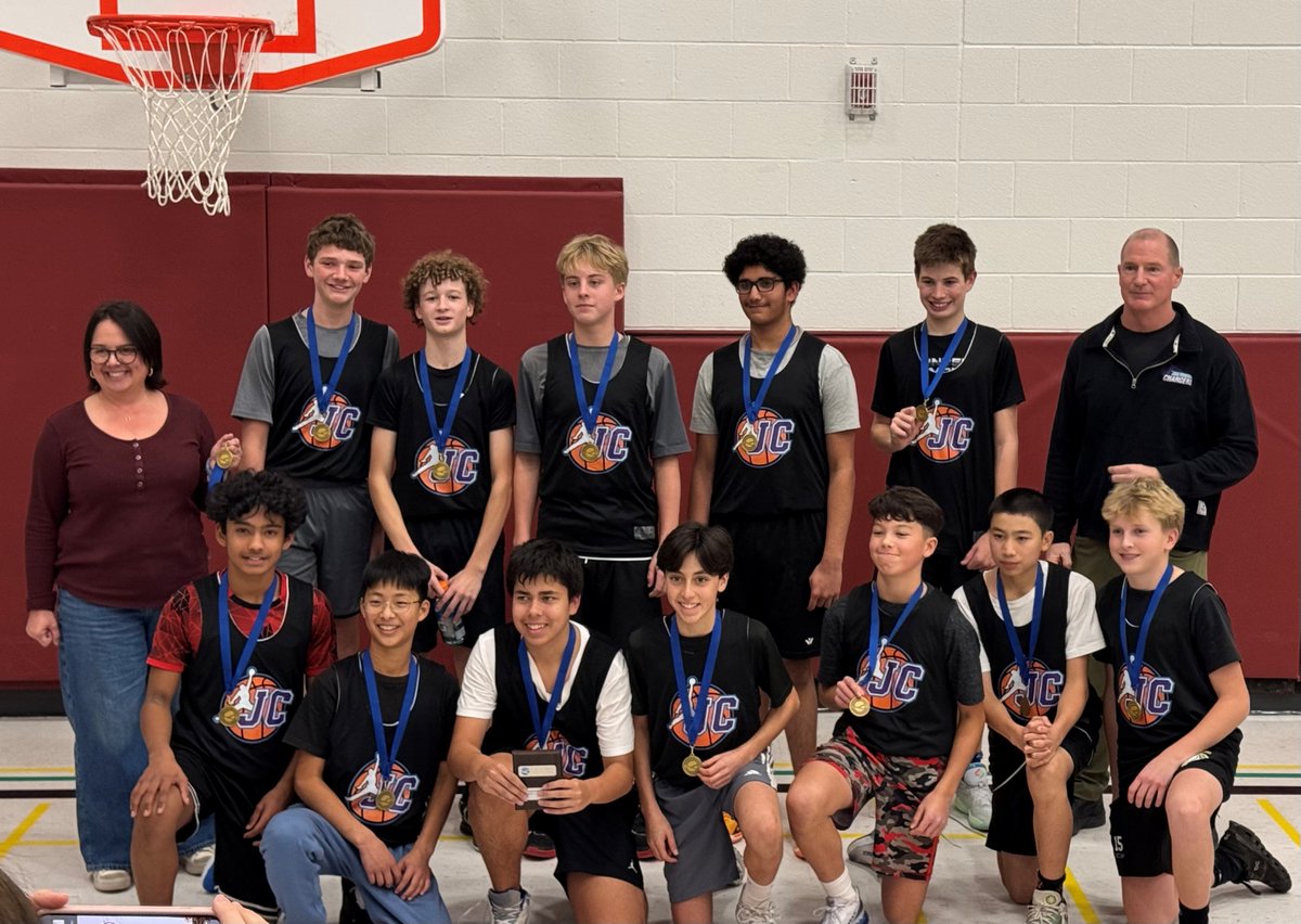 TVDSB's tweet photo. The Senior Boys and Senior Girls basketball teams at Jack Chambers Public School captured the TVDSB Regional Championships and are on their way to the finals. Congratulations to all teams who worked so hard this year, and good luck to all schools participating in the finals. https://t.co/jOvuxFQnSr