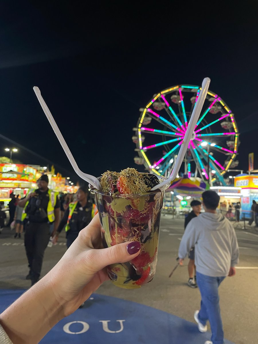 SCStateFair's tweet photo. Happy Fair Food Friday! We are missing those delicious dubai chocolate strawberries at the #SCStateFair. Did you get the chance to try them? Let us know in the comments down below. 🤩🎉🎡 https://t.co/0XPfnHkEFR