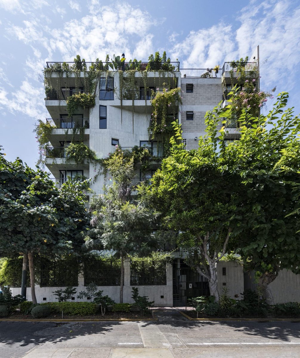 archinect's tweet image. Torres Paz by Vicca Verde 📸 Renzo Rebagliati #ArchinectProjects
 
Project details at archinect.com/firms/project/…