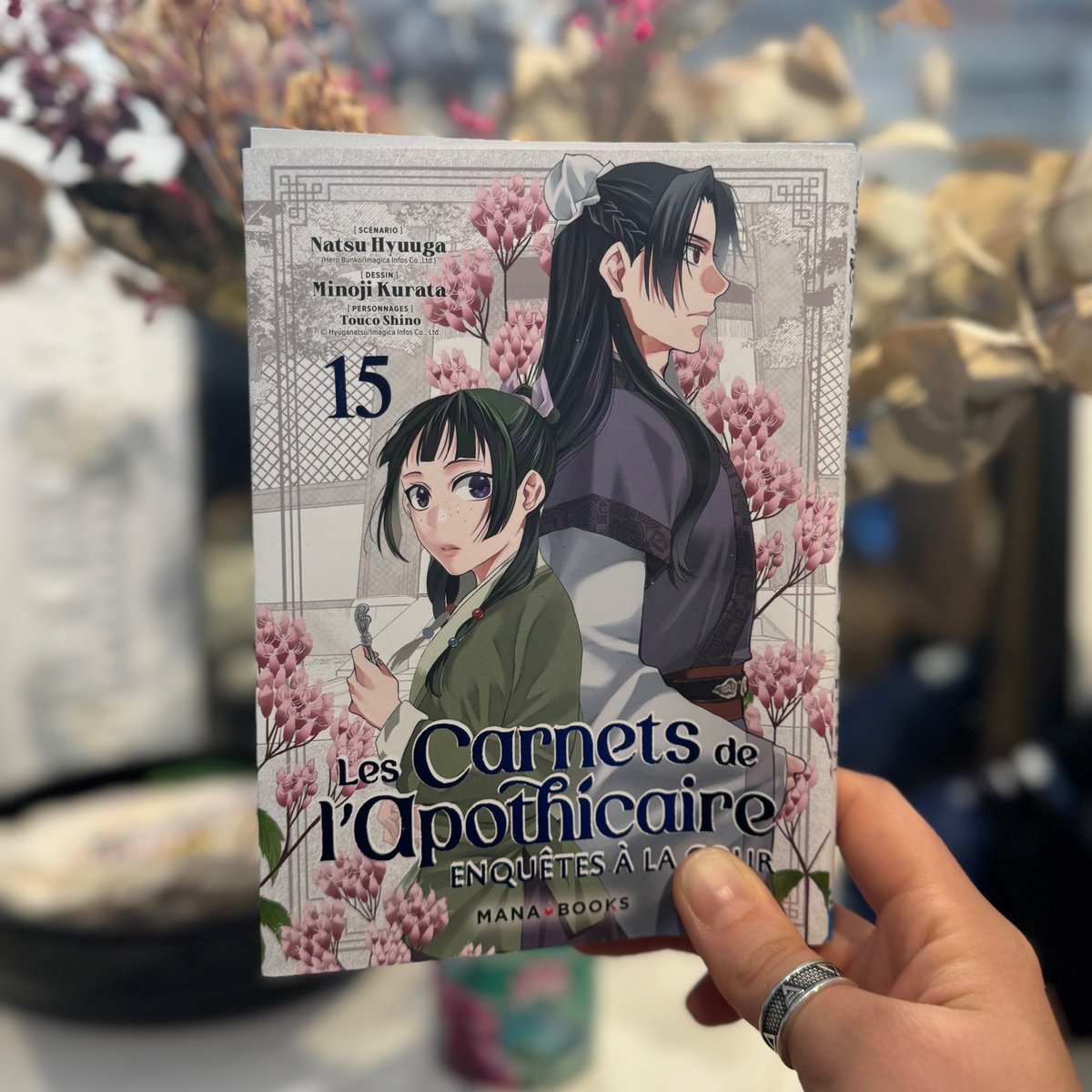 Le 4 décembre, "Les carnets de l'apothicaire" tome 15 débarque en librairie ! 🌸

Impatients ? 👀