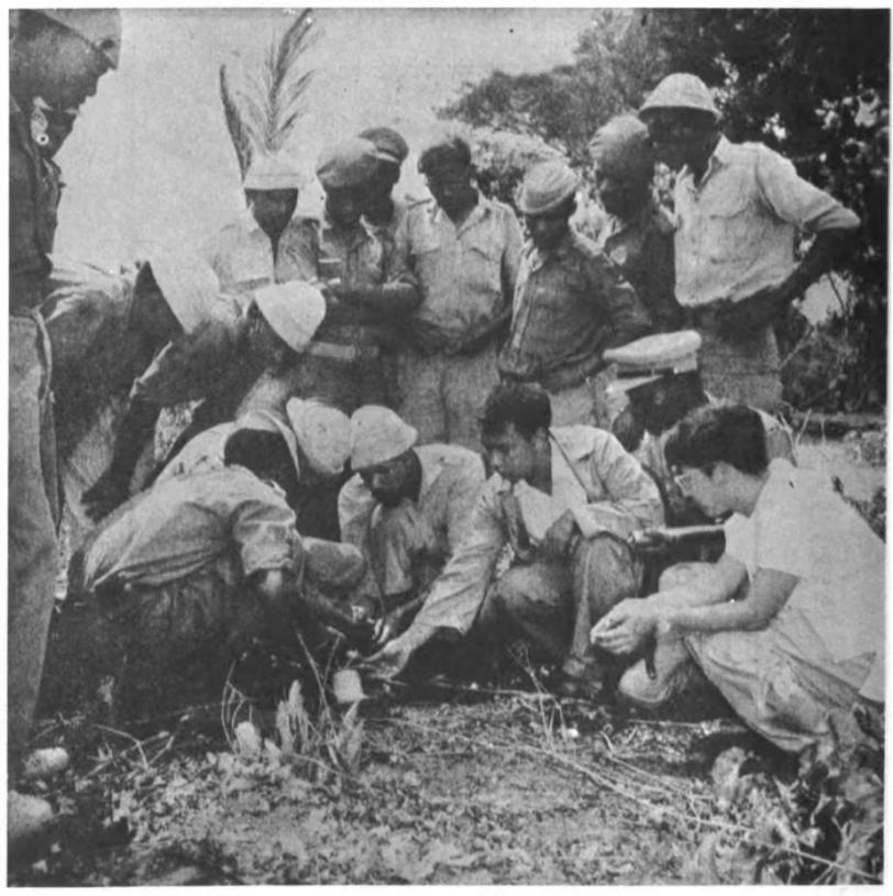 China_Amb_Zim's tweet image. It was my profound honor to host 18 Zimbabwean war veterans who received Chinese training during Zimbabwe’s liberation struggle, both in China and in camps across Tanzania, Zambia in the 1960s and 70s.

They shared vivid memories of their training, their battles, and the profound…