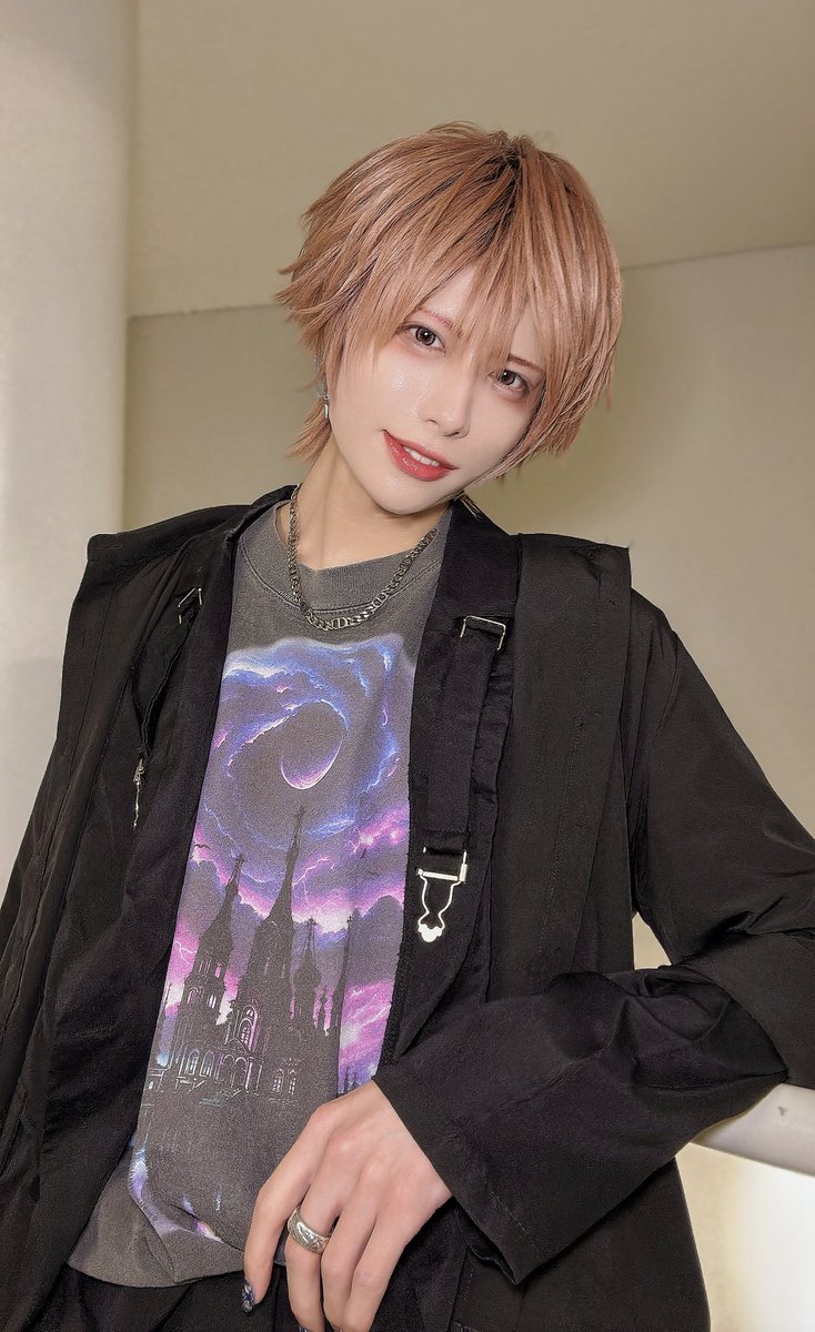 .Roachお披露目主催ありがとでした♡
新しいレーベルメイトが増えて嬉しいな🫶
これからみんなよろしくね‼︎

そして次回はななくんとみんちゃん生誕だよ！！！まじで楽しみ👏みんなでいーーっぱいお祝いしようね？約束っ！