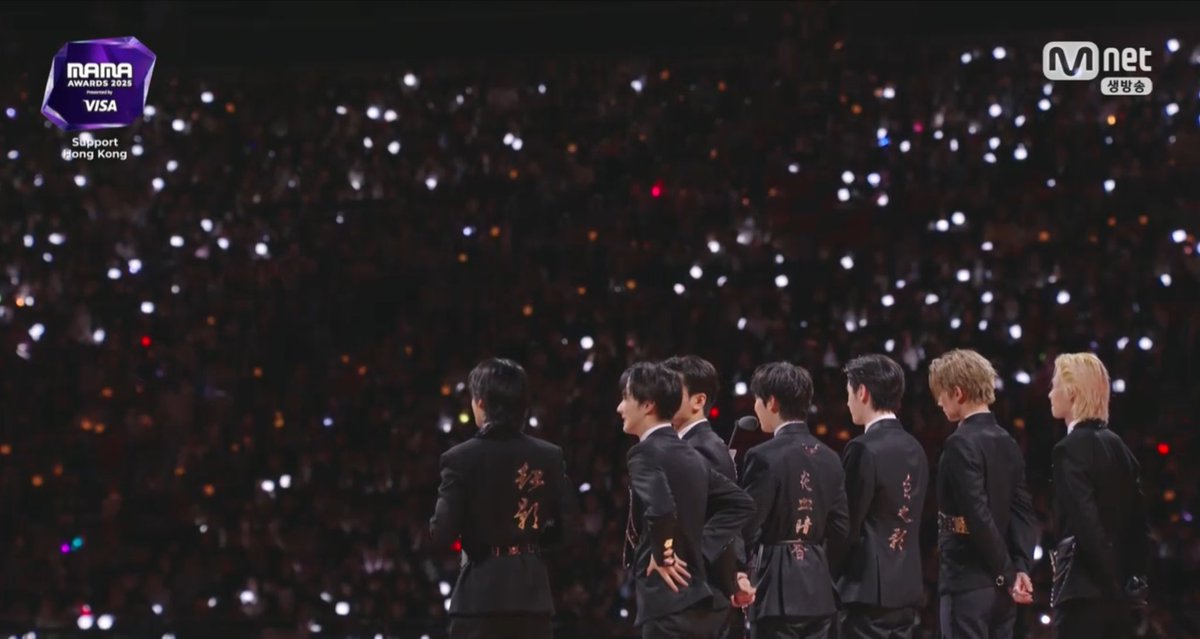 en_hs25's tweet photo. ENHYPEN 대상🏆😭🫶🏻🫶🏻🫶🏻 https://t.co/fUoxZkJfU7