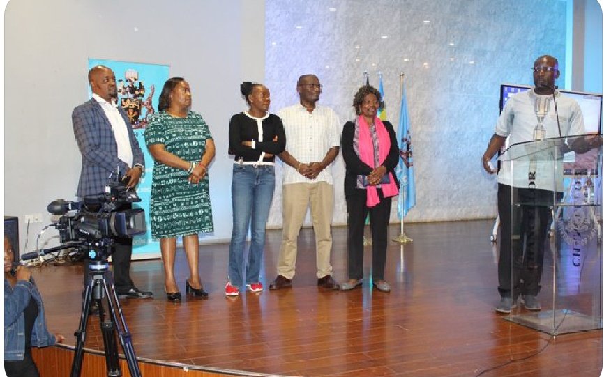 SAwuoro's tweet photo. Meet the powerhouse behind the scenes! The Department of Journalism staff at UoN take the stage..mentors, media scholars, and champions of truth. Their dedication shapes the next generation of storytellers.  
#WeareUoN
#TrueJournalism #WorldwideJournalism https://t.co/RnfW3Nd4C7