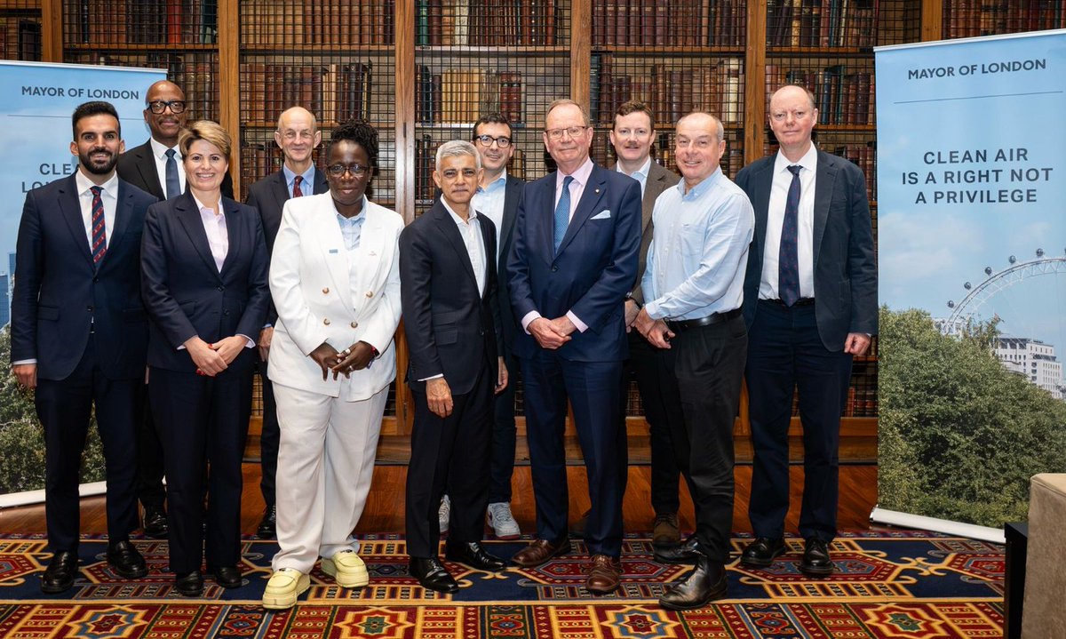 Sadiq Khan tweet media