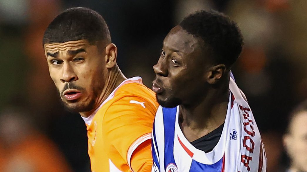 RFCLatest's tweet image. 🚫 #ReadingFC have failed to win any of their last nine away league games against Blackpool (D2 L7), since a 2-0 success at Bloomfield Road in August 2001.