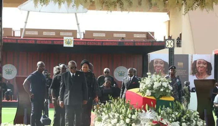 DailyGuideGH's tweet image. Nana Konadu Goes Home: You are a Trailblazer, Former President Akufo-Addo Pays Tribute - dailyguidenetwork.com/nana-konadu-go…