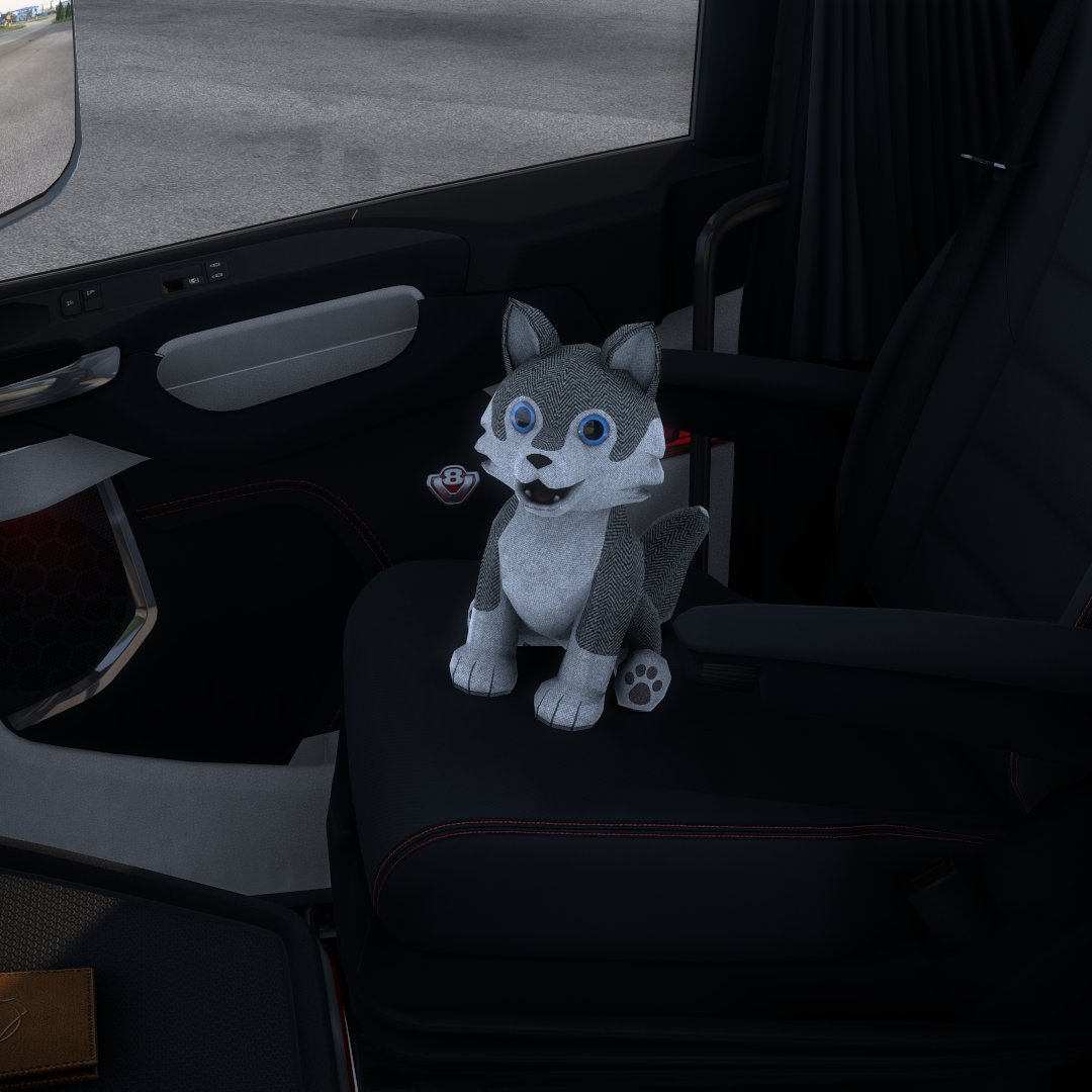 SCSsoftware's tweet image. What are you naming your Wolf Plushie? 🐺