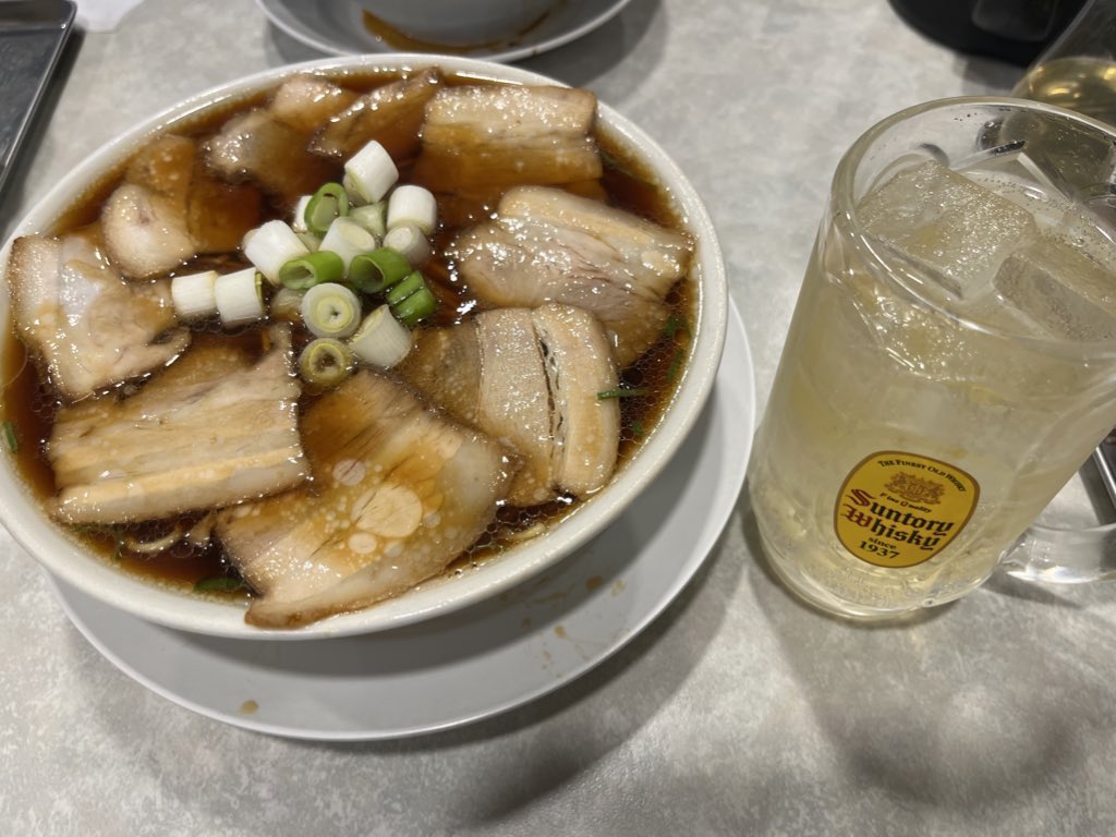 nut_wiz's tweet image. 2週間連続フォロワーとラーメンと一緒にハイボール呑む系男子です_:(´ཀ`」 ∠):