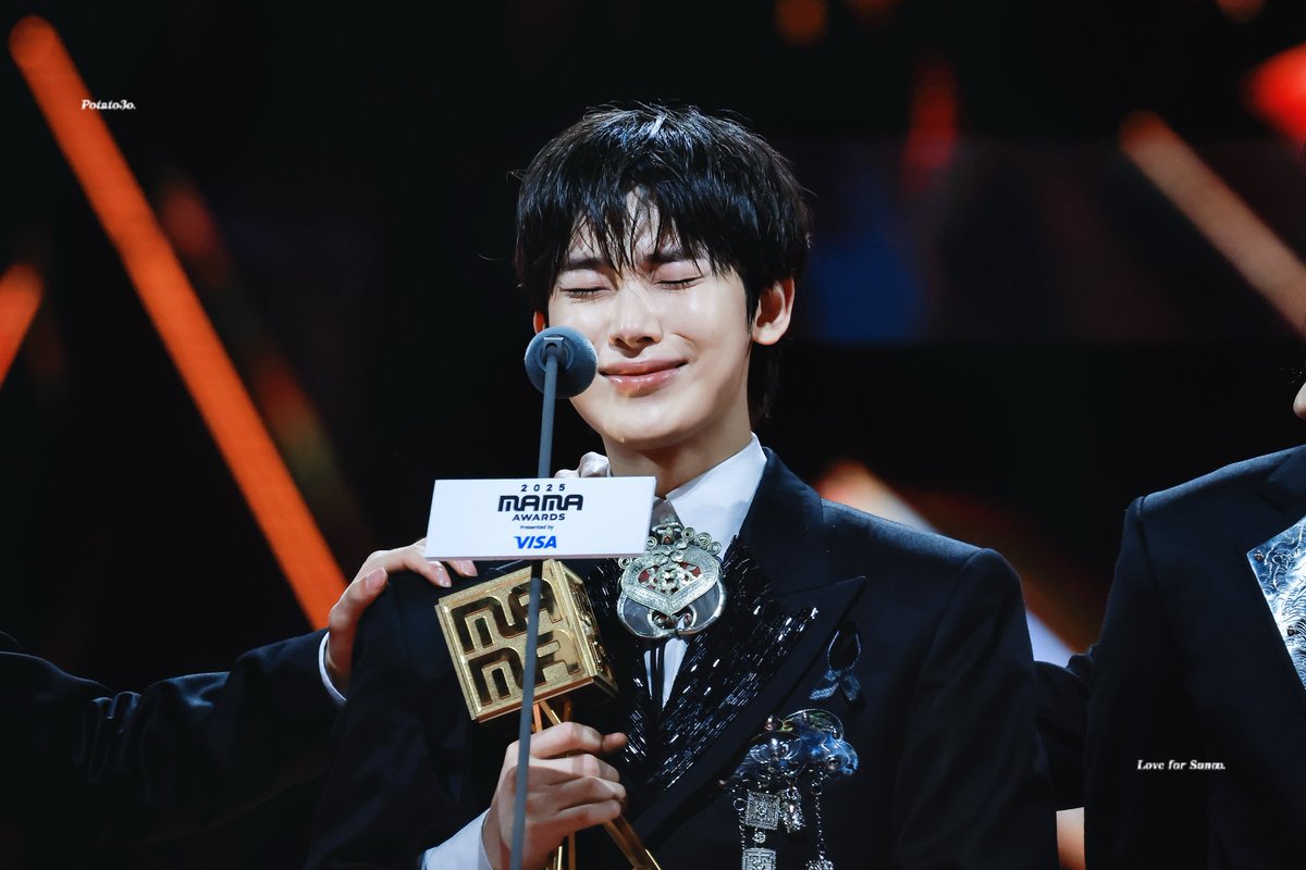 Potatovo_624's tweet image. 251128

대상축하해 ㅠㅠㅠㅠ

#선우 #SUNOO #ソヌ #엔하이픈 
 #엔하이픈_선우 
 
@EHYPEN_members