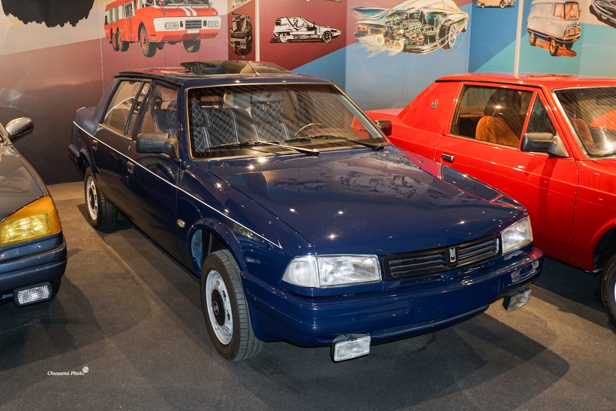 今日の共産主義車 №219 【AZLK-2142 クニャージ・ウラジーミル】 1997