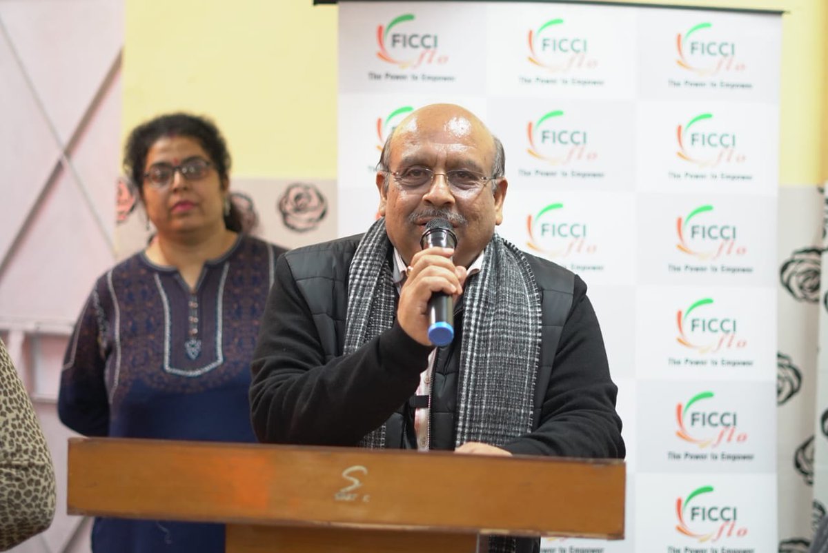 Gupta_vijender's tweet image. रोहिणी सेक्टर-9 में संपूर्णा सामाजिक संस्था द्वारा आयोजित &quot;स्वयंसिद्धा कार्यशाला&quot; कार्यक्रम में शामिल हुआ।

इस कार्यशाला का उद्देश्य महिलाओं और बालिकाओं को सशक्त बनाना, उन्हें आत्मनिर्भरता की दिशा में प्रेरित करना और सामाजिक व आर्थिक रूप से मजबूत बनाने के लिए आवश्यक कौशल प्रदान…