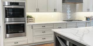 HomePartners's tweet photo. Keep your countertops looking brand new for years with these pro tips! From quartz to granite, daily habits make all the difference.
https://t.co/G8vIMgz0Ic https://t.co/VxPKPKkCww