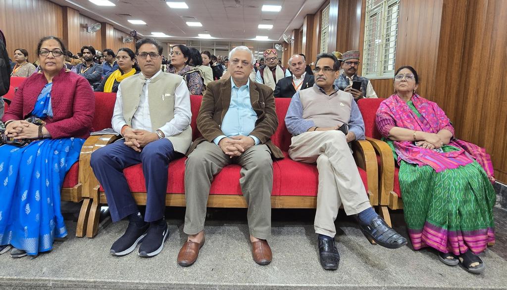 काशी हिन्दू विश्वविद्यालय में विकसित भारत <a href="/2047/">Galina Dolenko</a> संगोष्ठी के उद्घाटन सत्र में मुख्य वक्तव्य देने का सुअवसर मिला।
पूर्वी उत्तर प्रदेश भारत में सिंगापुर की तर्ज पर आगे बढ़ेगा 
2030 तक बदल जाएगी भारत की आर्थिक तस्वीर 
नई शिक्षा नीति, इंफ्रा और डिजिटल क्रांति से 
प्रशस्त हुआ विकसित