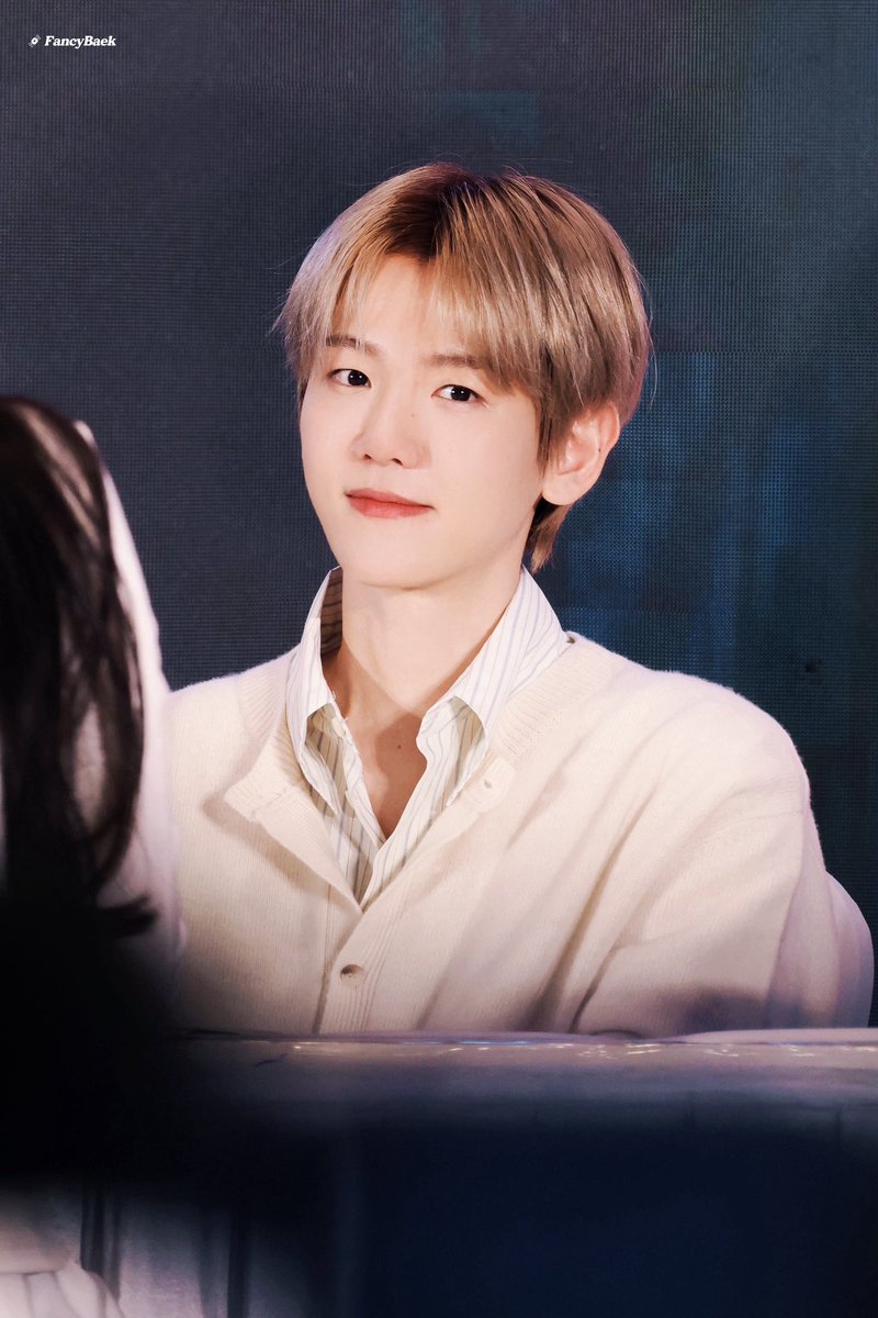 FancyBaek tweet media