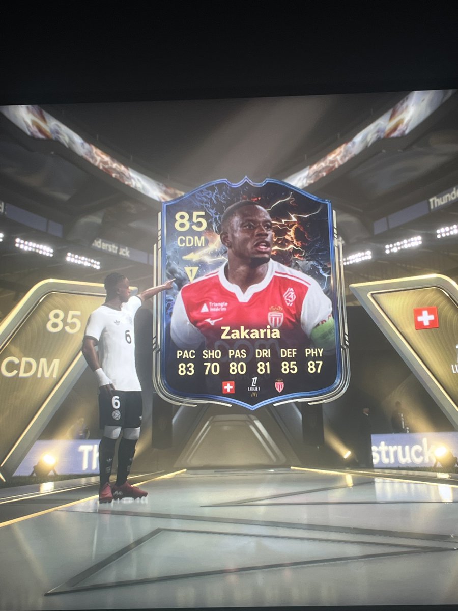 BazRM7's tweet image. Of the over 30 saved packs for the thunderstruck event (10x83, 10x82 etc.), these are my best pulls🥲 

What did you get show me in the comments ⬇️ #FC26 #EAFC