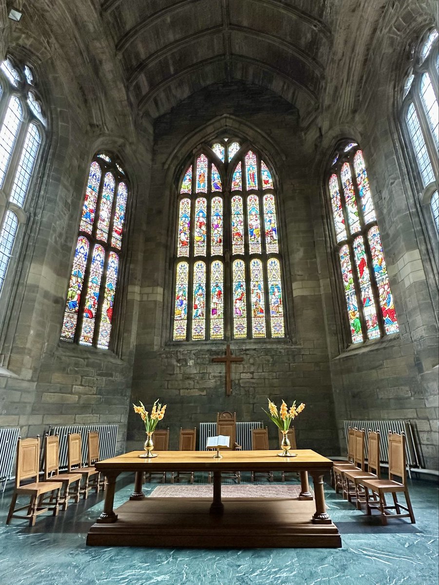 TravlikeTourist's tweet image. Church of the Holy Rude, in Edinburgh, Scotland, is where Mary Queen of Scot’s’ infant son, James, was crowned King of Scotland in 1567.  #churchoftheholyrude #scotlandtravel #Edinburgh