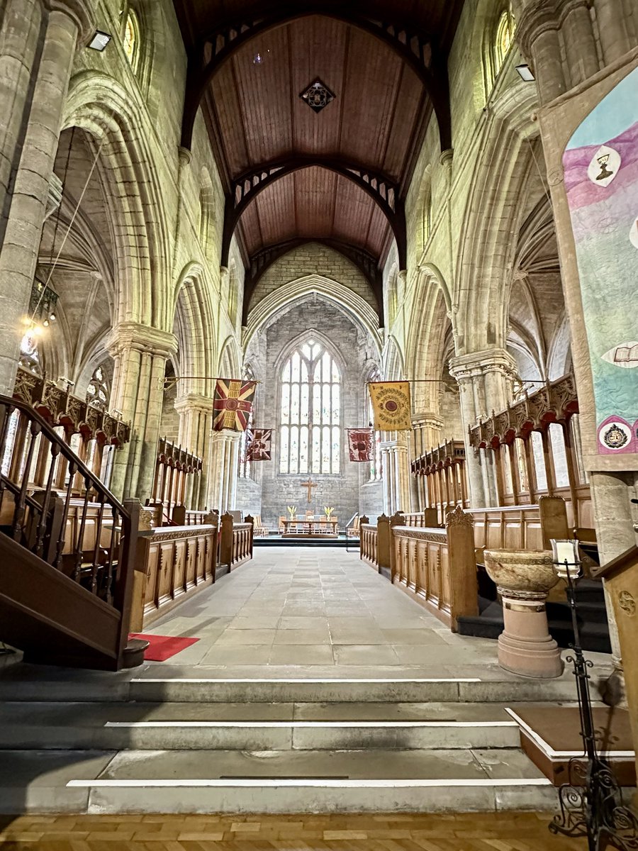 TravlikeTourist's tweet image. Church of the Holy Rude, in Edinburgh, Scotland, is where Mary Queen of Scot’s’ infant son, James, was crowned King of Scotland in 1567.  #churchoftheholyrude #scotlandtravel #Edinburgh