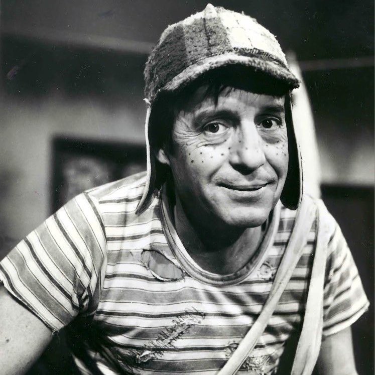 choquei's tweet image. 🚨HOJE: Faz 11 anos da morte de Roberto Gómez Bolaños, o eterno Chaves e Chapolin. 

Mesmo mais de uma década depois, seu humor continua vivo na memória do público.