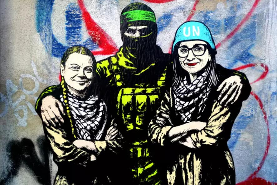 HamasAtrocities's tweet image. aleXsandro Palombo&apos;s latest mural in Rome is titled &quot;Human Shields&quot;
Do you recognize them?