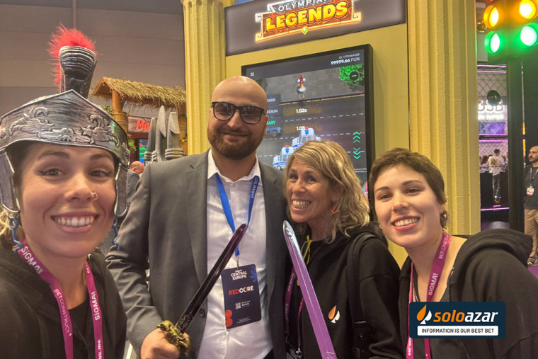 soloazarok's tweet image. @GalaxsysLLC  presenta Chicken Crash y su portafolio ampliado de juegos rápidos en @SiGMAworld_  Central Europe 2025
soloazar.com/es/category/ev… 

#Galaxsys #ChickenCrash 
#FastGames  #GamingIndustry 
#SoloAzar #News