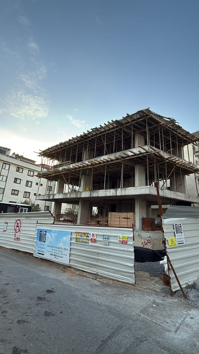 Şantiyemiz devam ediyor...