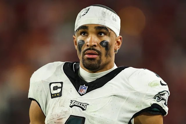 RichJohnsonNFL's tweet image. After last weekend’s collapse against #Dallas, the #Eagles held a players-only meeting that excluded Jalen Hurts. 

Wow.