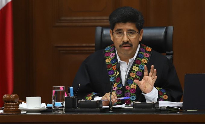 eltemagv's tweet image. Nunca en la historia la seguridad del país había estado en manos de un equipo tan capaz y profesional:

Presidenta: Claudia Sheinbaum

Secretario de Seguridad: Omar García Harfuch

Presidente de la SCJN: Hugo Aguilar

Fiscal de la República: Ernestina Godoy

Enhorabuena 🇲🇽