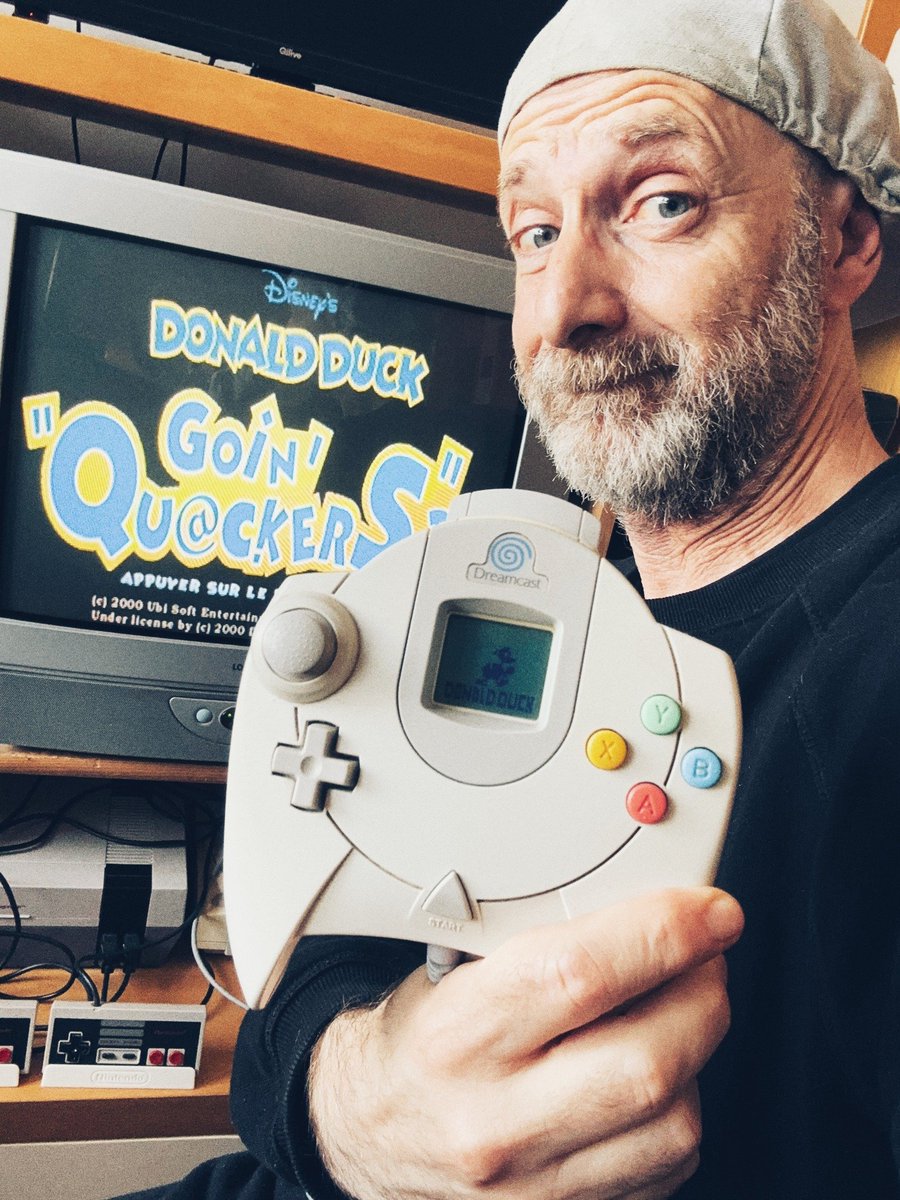 turk182es's tweet image. Bon vendredi les amis !

#Retroblog #Retro #Retrogaming #Sega #Dreamcast #Donald @DisneyFR #Disney #Jeuxvideo #Videogames #oldies #Vintage