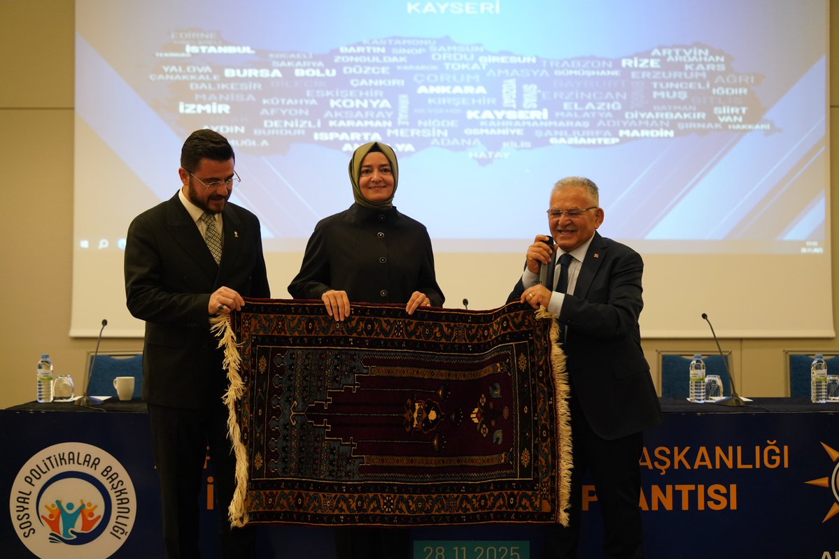 📍Kayseri 

Genel Merkez Sosyal Politikalar Başkanlığımızın İç Anadolu Bölge Toplantısı’nı Kayseri’de gerçekleştiriyoruz. 

Hayırlara vesile olsun inşallah.