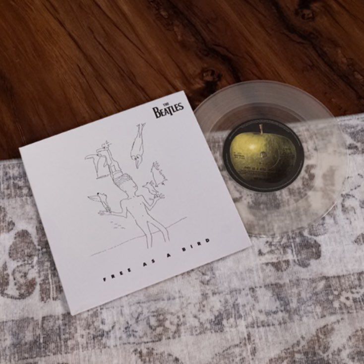 Free As A Bird」と「Real Love」の2025年版もアナログレコード化