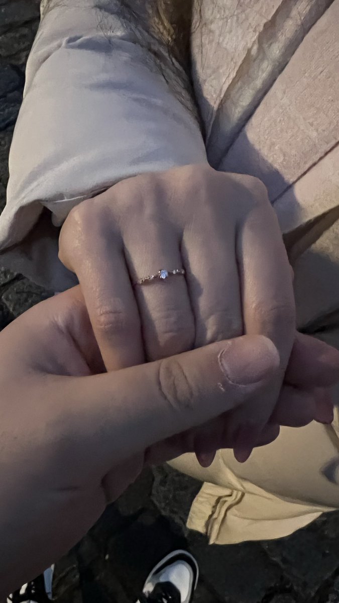 ExO Kevh tweet media