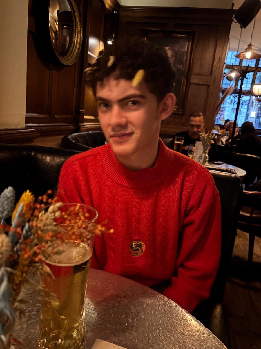 MagicalJoeAn's tweet image. Looking at Joe Locke for free should have a penalty. He&apos;s so criminally pretty.