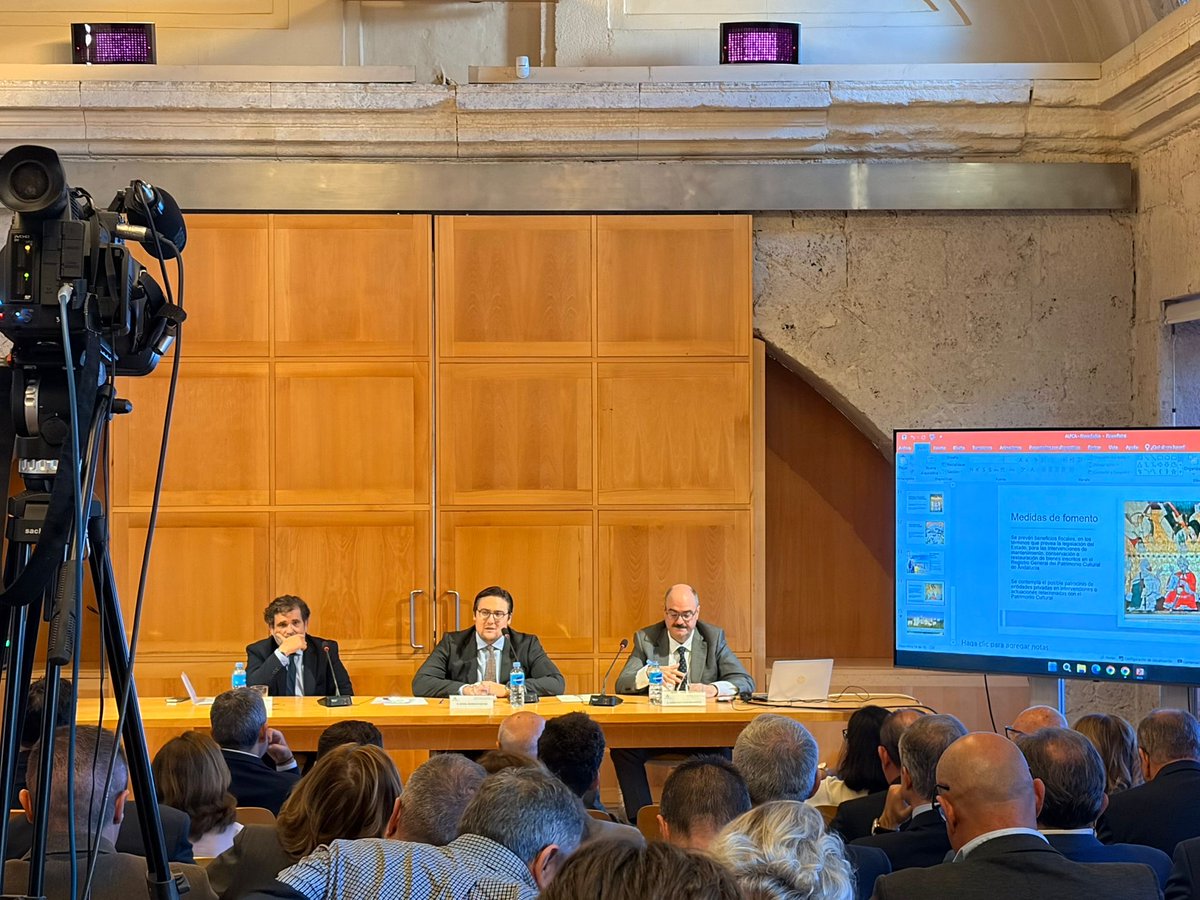 🔵 El Presidente de Cosital Granada intervino en las V Jornadas sobre Protección Jurídica del patrimonio cultural organizadas por <a href="/alhambracultura/">Alhambra de Granada</a>. 

⚖️ Cauces municipales para la participación ciudadana en la gestión del
patrimonio. 

📸 31 de octubre 2025. Palacio de Carlos V.