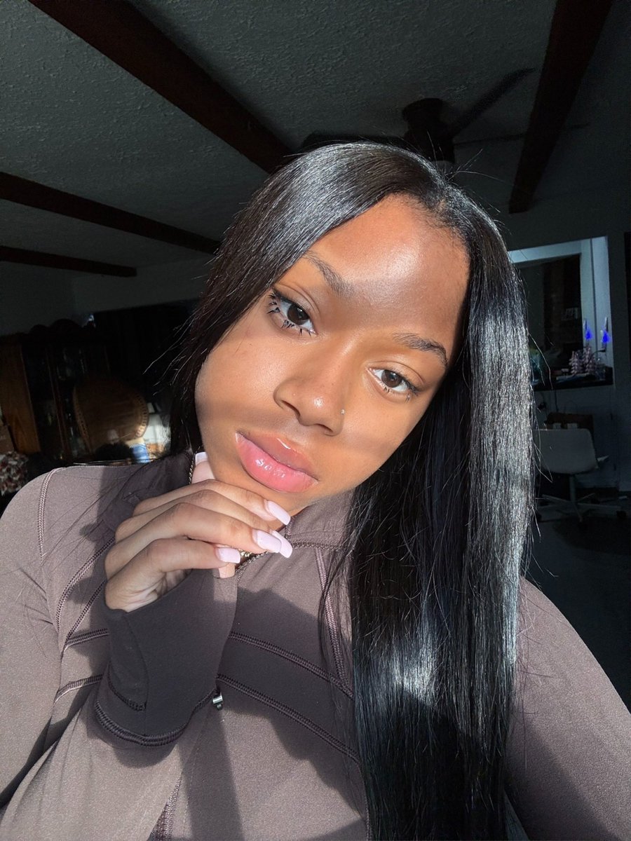 fuck pretty , im gorgeous . tweet media