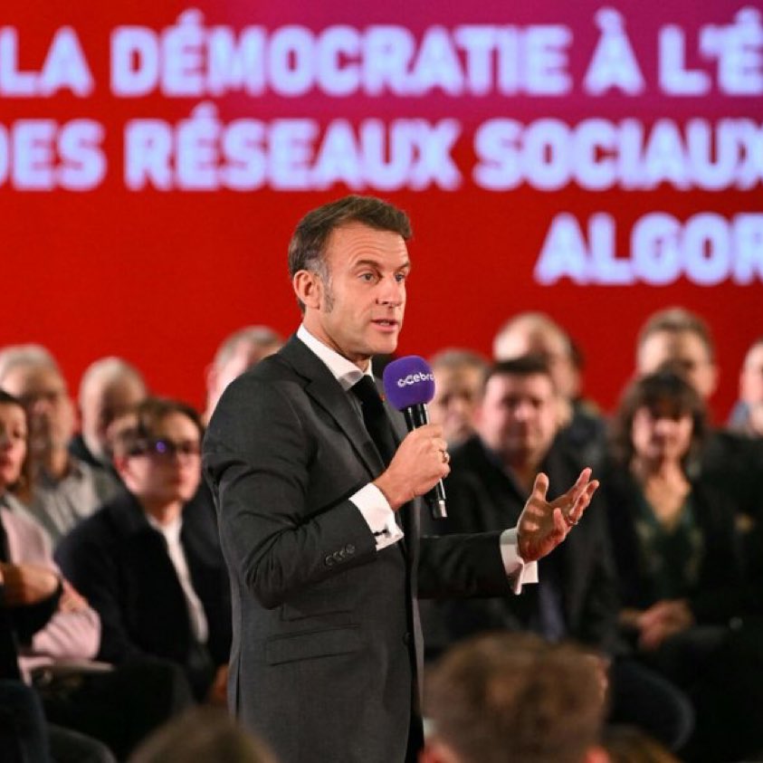 TribunePop23's tweet image. 🚨ALERTE INFO

Emmanuel Macron veut instaurer un recours judiciaire d’urgence contre les « fausses informations » sur les réseaux sociaux.

Le ministère de la Vérité en 4K.