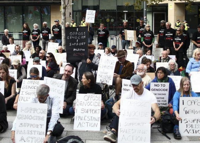 Judicial Malfeasance and Palestine Action

Craig Murray <a href="/CraigMurrayOrg/">Craig Murray</a>

braveneweurope.com/craig-murray-j…

<a href="/bkeithb/">bkeithb 🇵🇸</a> <a href="/piergiuseppepi2/">piergiuseppe piga</a> <a href="/musingonlyrics/">muse</a> <a href="/FalkHjalmar/">Hjalmar Falk</a> <a href="/Jamesmarxian/">Read Radhika Desai’s Capitalism Coronavirus & War</a> <a href="/giancarlobedini/">Giancarlo Bedini</a> <a href="/FedjaPavlovic/">Feđa Pavlović</a> <a href="/thejohnhannah/">John</a> <a href="/n_malida/">Malida Mooken</a> <a href="/pwebbr/">Phil Webber, co-chair SGR</a> <a href="/adamtownley3/">Adam Townley UTV</a> <a href="/carlos_hrtd/">Carlos Hurtado</a>