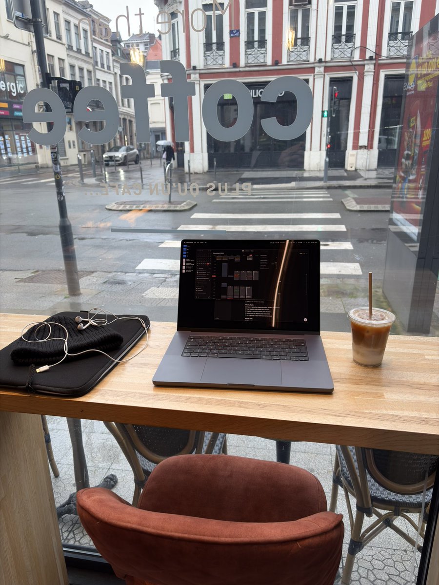 alexmamyy's tweet image. POV : another day doing it all