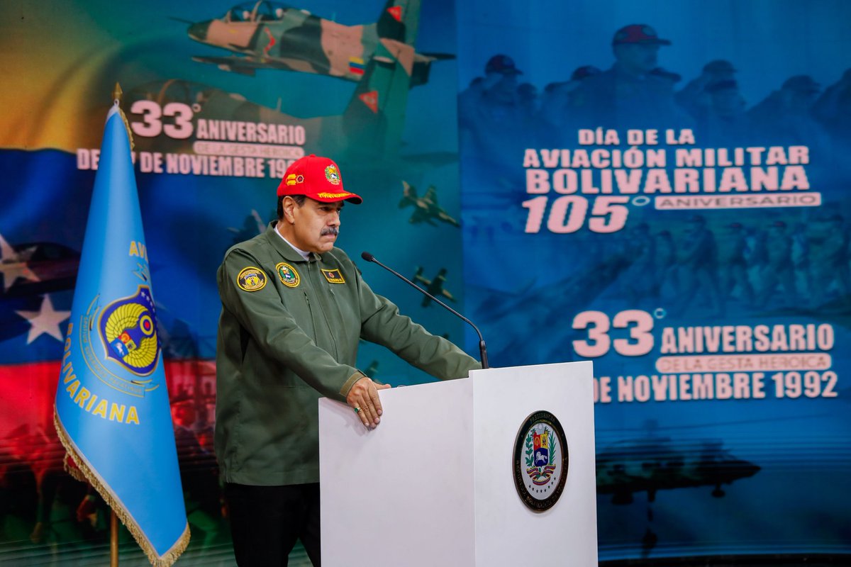 Nuestros Centinelas del Aire garantizan el blindaje del cielo patrio.
Con disciplina, honor y lealtad, la Aviación Militar Bolivariana protege nuestra soberanía.
Orgullo máximo del #27Nov. 🇻🇪✈️
#AVenezuelaNoLaTocaNadie
