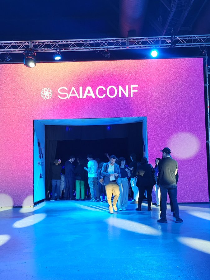 ASI_LatAm's tweet photo. Llegamos al fin de un Noviembre movidito en LatAm, comenzando con @labitconf + la #TecWeek @SAIA_AR y un cierre único con @EFDevcon y @ETHGlobal que transformo la ciudad de Buenos Aires, el país, la región, el mundo. El propósito esta definido, una generación BUILdea su destino.
Los desarrollos y hitos dentro del ecosistema son críticos y proponen un escenario de grandes eventos, alianzas y las oportunidades por delante. @ASI_Alliance @SingularityNET @CUDOS_ @Fetch_ai
Conversaciones y entrevistas con fundadores de otros proyectos y los mil universos de integraciones posibles entre tantas ideas, Argentina y LatAm se convierten en el escenario de la disrupción digital. La primer aprte del trabajo se hizo, ahora hay que cerrar el año y trabajar los detalles del rodmap forward en 2026.
Gracias a todo el equipo y la comunidad por la aventura. Nos cruzamos, nos perdimos, nos abrazamos, celebramos, luego descansamos, ¡y hoy seguimos adelante, BUILdeando!