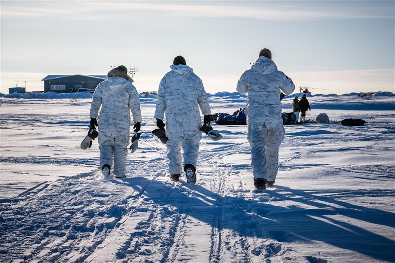 CanadianForces's tweet image. The Canadian Special Operations Forces Command (CANSOFCOM) concluded a successful 2024-2025 Arctic season, strengthening our specialized capabilities and partnerships in Canada’s North: canada.ca/en/department-…–-exercising-in-pursuit-of-excellence-en-251127