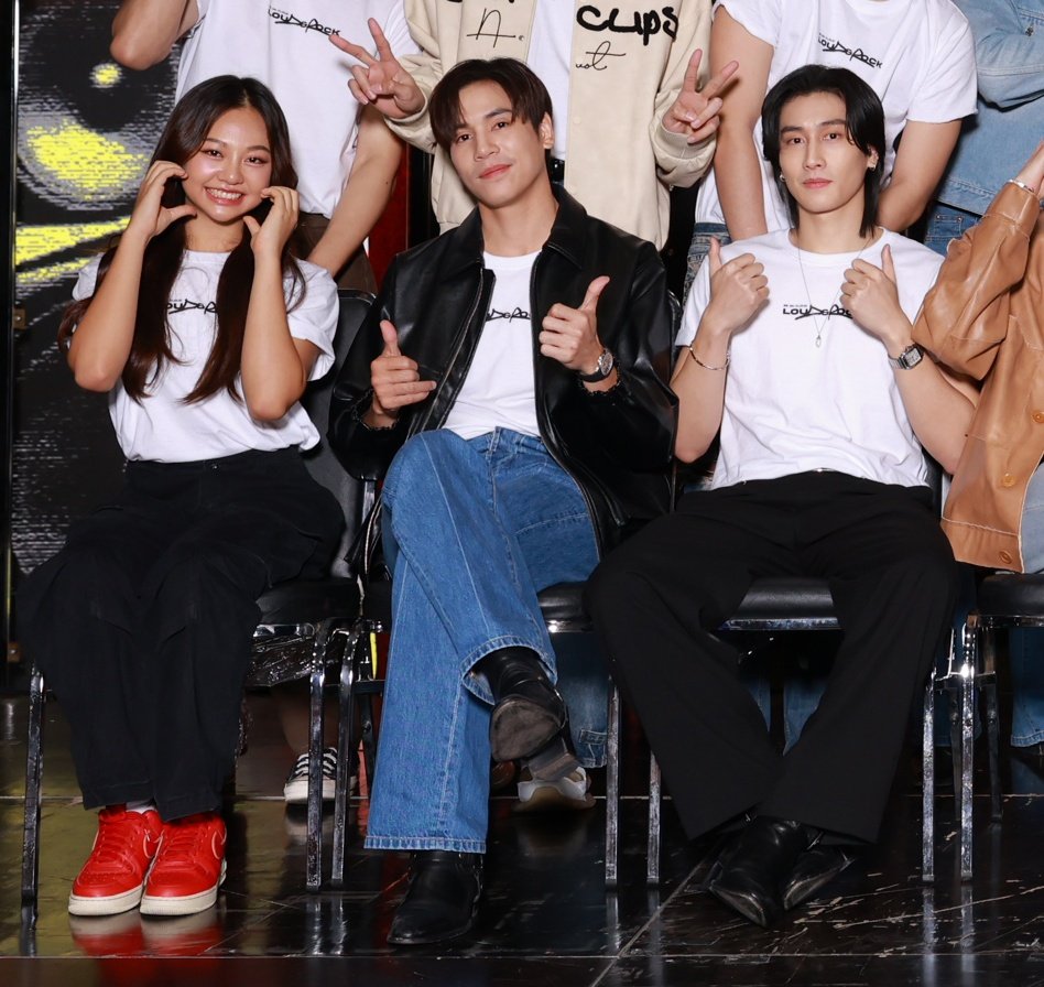 นอกจากจะพาสะใภ้ไปที่ช่องแล้ว ท่านก็ยังพาลูก ๆ ไปด้วยเช่นกัน 🥰🥰🥰🥰