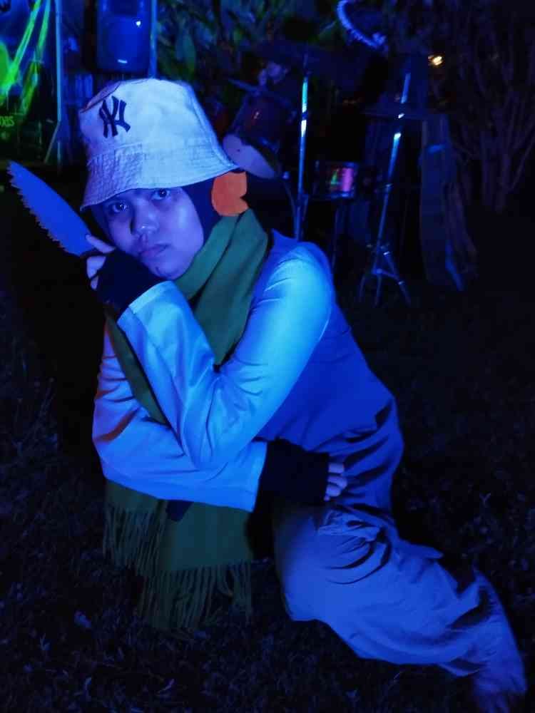 stresrellar's tweet photo. "Mess with my family? Then you'll have to mess with ME!"
Hi, first ever (proper) cosplay, genuinely had so much fun cosplaying as one of my ocs! The budget is pretty limited but at least I managed to pull it off :) (I mean, Lou's p easy to do it lmao)
.
#aufaverse #hijabcosplay https://t.co/wZF8xP8TFK