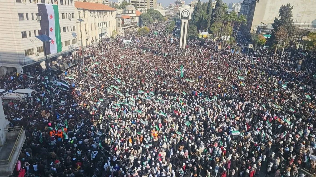 mahmod331981's tweet photo. Syria... One year after the victory of the revolution🤍🤍🤍🤍 https://t.co/GEv9xAUZBu