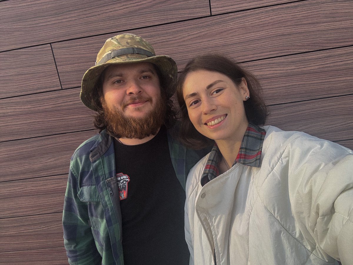 Riznobarvka's tweet image. Сьогодні день народження в цієї прекрасної людини та захисника🥳

Давайте привітаємо Колю 🍩🍩 на його 30-річчя!
Закидайте 30, 300, 3000 грн (ну а раптом!), але памʼятайте, що будь-який д0нат важливий та потрібний

🫙send.monobank.ua/jar/9aaJ5UVgCm