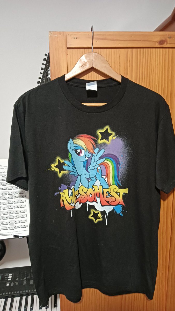 Manolaco_ tweet media