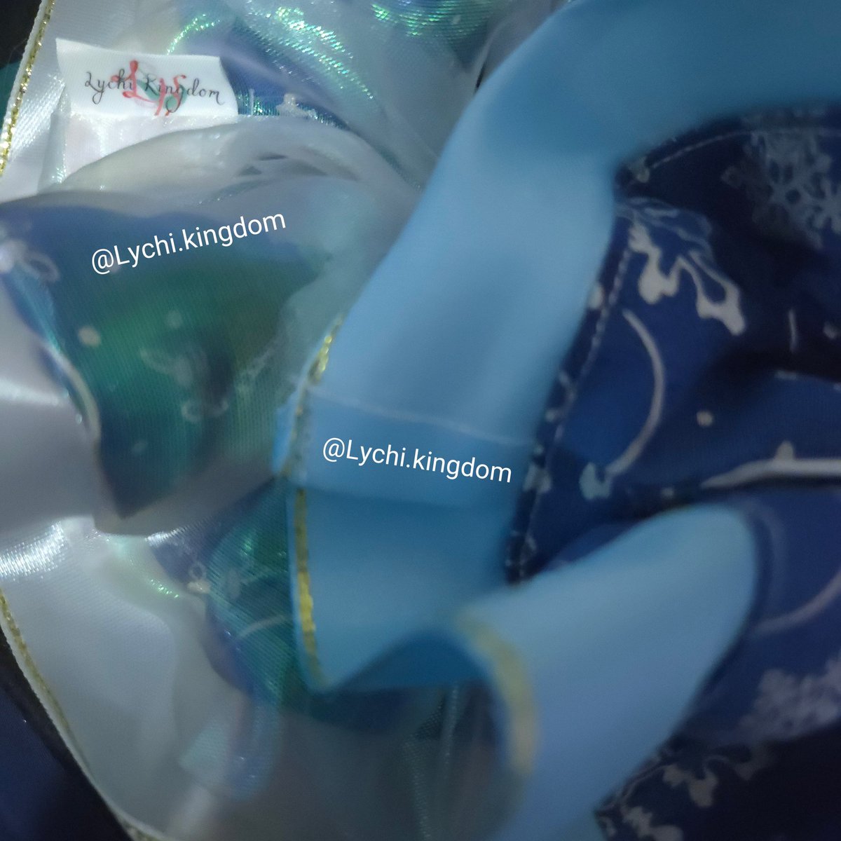 Haruuchi__'s tweet photo. Finally, I got time to sit down and complete an idea I had for some scrunchies!!

Inspired by the Japanese folk lore of Yuki Onna 

Just in time for the "winter" festive season (it's summer here in Australia 🥹)

Here's a sneak peak
#sneakpeak #scrunchies #LychiKingdom #lychik https://t.co/Ntl5zZaIHj